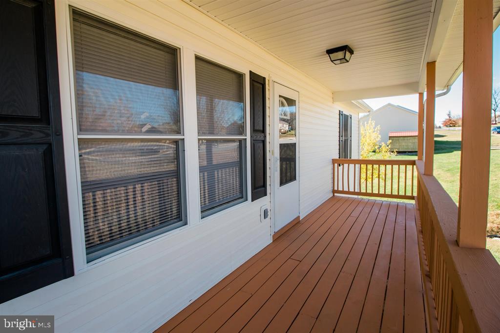 446 SUMMIT N, WOODSTOCK, Virginia 22664, 3 Bedrooms Bedrooms, ,2 BathroomsBathrooms,Residential,For sale,446 SUMMIT N,VASH2012948 MLS # VASH2012948