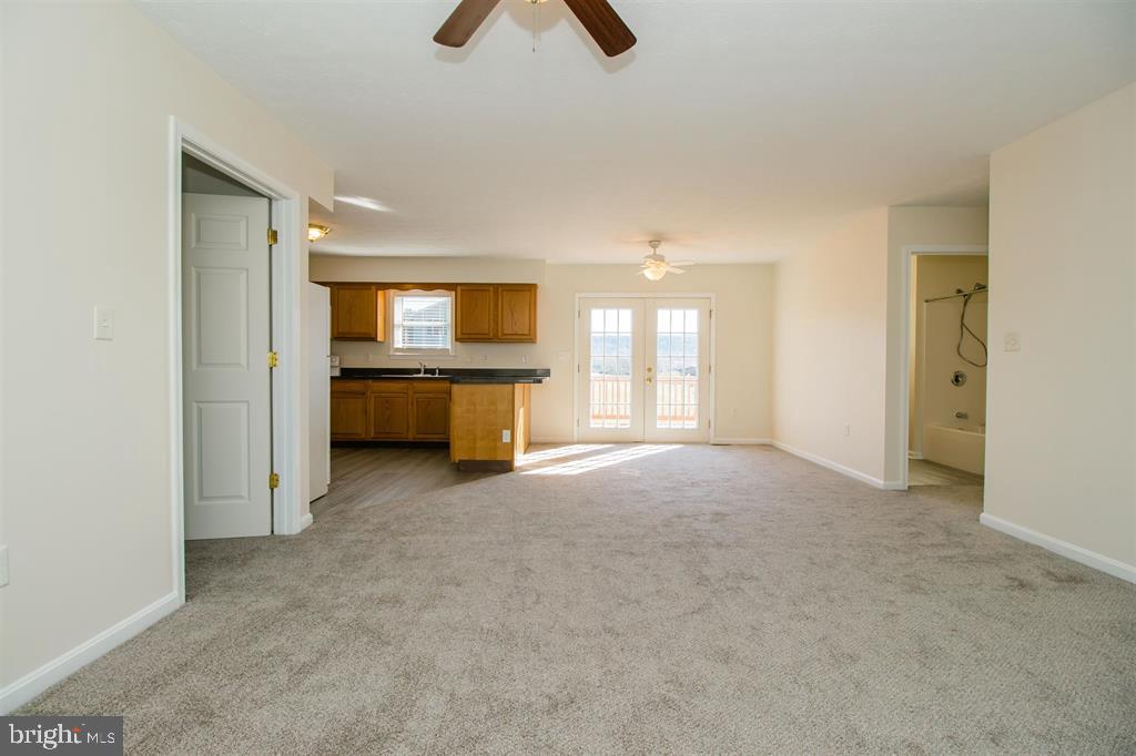 446 SUMMIT N, WOODSTOCK, Virginia 22664, 3 Bedrooms Bedrooms, ,2 BathroomsBathrooms,Residential,For sale,446 SUMMIT N,VASH2012948 MLS # VASH2012948