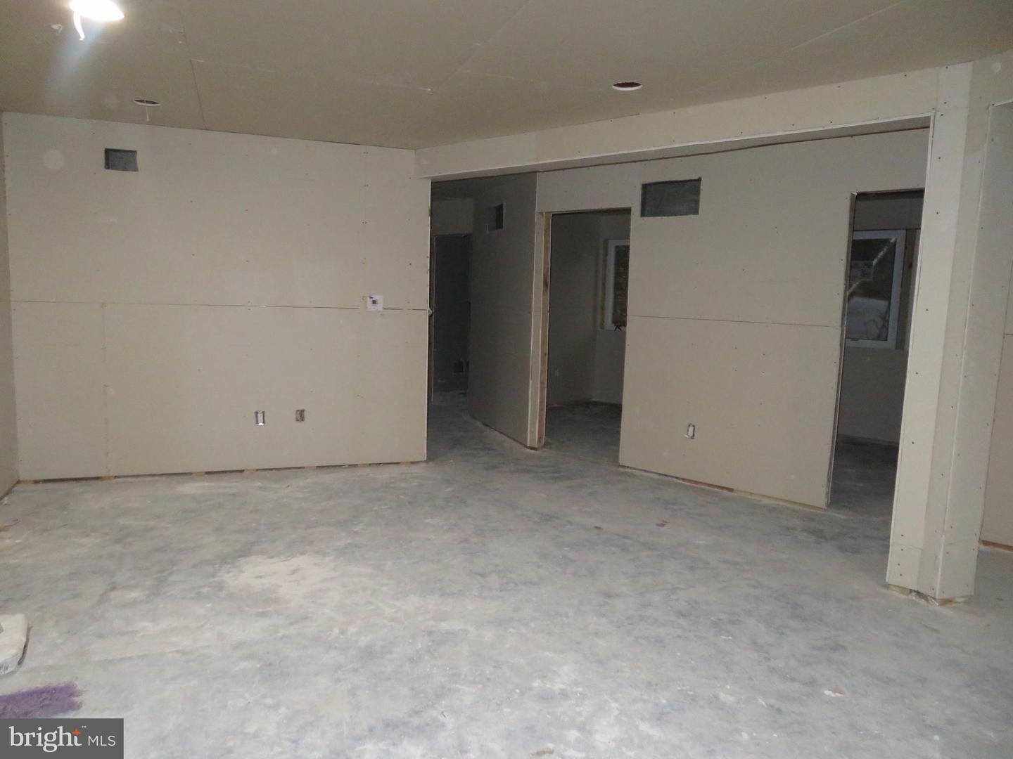 1601 NORTH PORTAL DR NW, WASHINGTON, District Of Columbia 20012, 4 Bedrooms Bedrooms, ,4 BathroomsBathrooms,Residential,For sale,1601 NORTH PORTAL DR NW,DCDC2230928 MLS # DCDC2230928