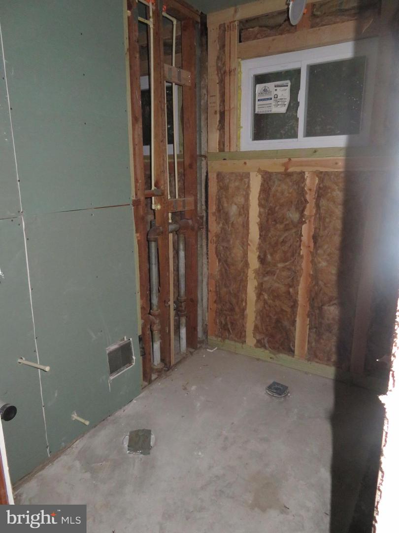 1601 NORTH PORTAL DR NW, WASHINGTON, District Of Columbia 20012, 4 Bedrooms Bedrooms, ,4 BathroomsBathrooms,Residential,For sale,1601 NORTH PORTAL DR NW,DCDC2230928 MLS # DCDC2230928