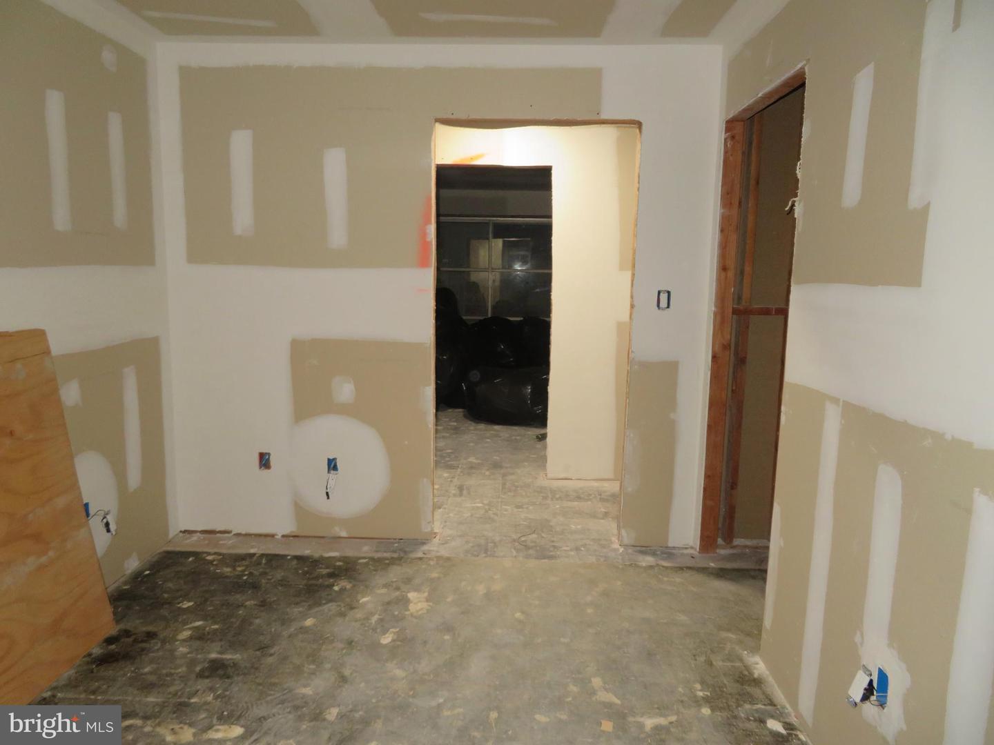 1601 NORTH PORTAL DR NW, WASHINGTON, District Of Columbia 20012, 4 Bedrooms Bedrooms, ,4 BathroomsBathrooms,Residential,For sale,1601 NORTH PORTAL DR NW,DCDC2230928 MLS # DCDC2230928