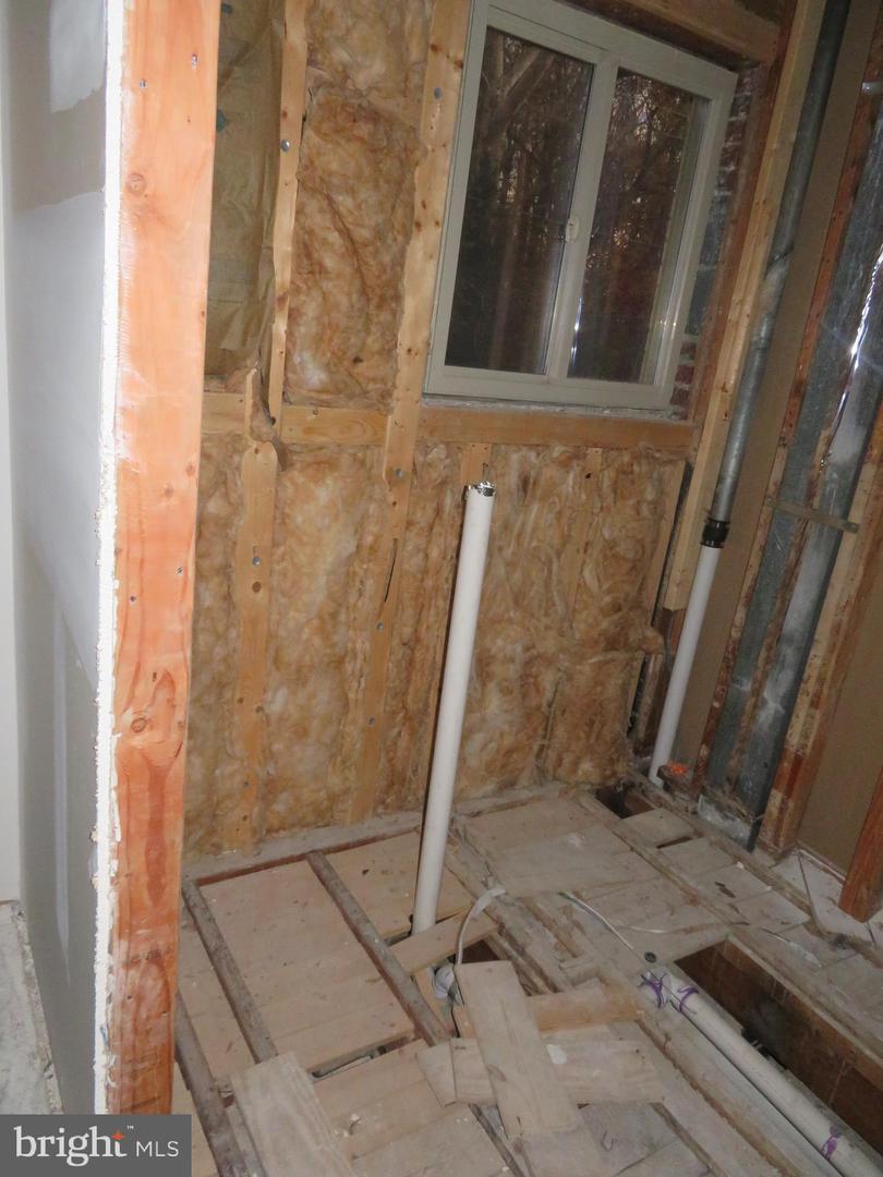 1601 NORTH PORTAL DR NW, WASHINGTON, District Of Columbia 20012, 4 Bedrooms Bedrooms, ,4 BathroomsBathrooms,Residential,For sale,1601 NORTH PORTAL DR NW,DCDC2230928 MLS # DCDC2230928