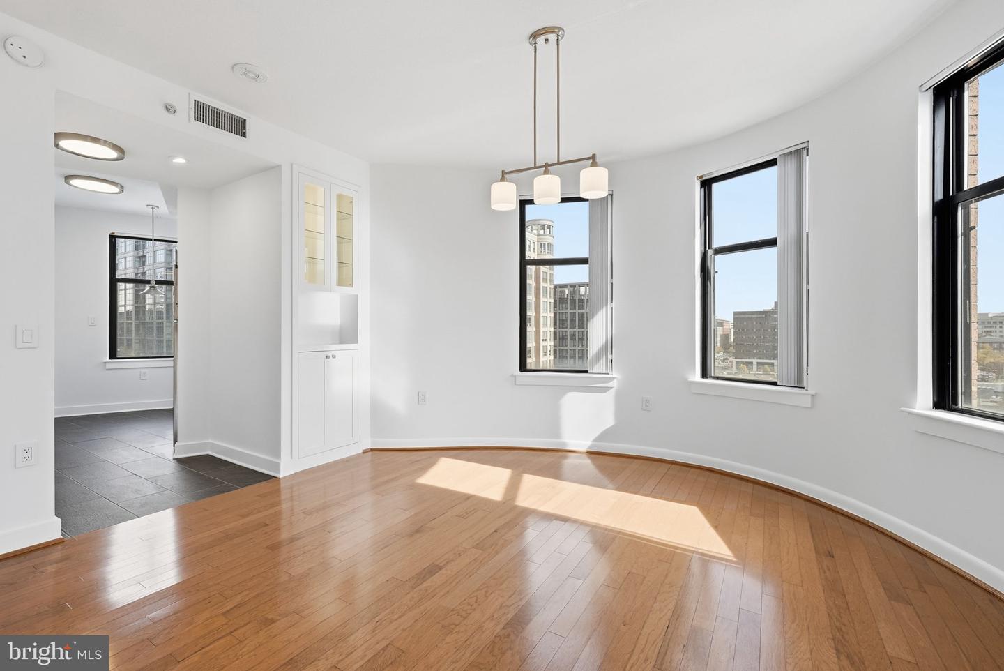 400 MASSACHUSETTS AVE NW #719, WASHINGTON, District Of Columbia 20001, 2 Bedrooms Bedrooms, ,2 BathroomsBathrooms,Residential,For sale,400 MASSACHUSETTS AVE NW #719,DCDC2230938 MLS # DCDC2230938 400 MASSACHUSETTS AVE NW #719, WASHINGTON, District Of Columbia 20001, 2 Bedrooms Bedrooms, ,2 BathroomsBathrooms,Residential,For sale,400 MASSACHUSETTS AVE NW #719,DCDC2230938 MLS # DCDC2230938