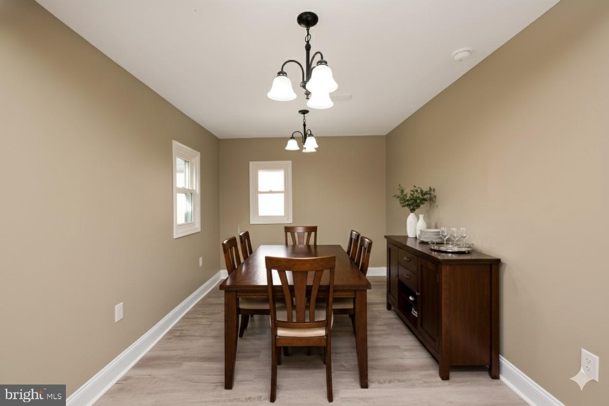 1080 AIRPORT RD, WINCHESTER, Virginia 22602, 2 Bedrooms Bedrooms, ,2 BathroomsBathrooms,Residential,For sale,1080 AIRPORT RD,VAFV2037956 MLS # VAFV2037956