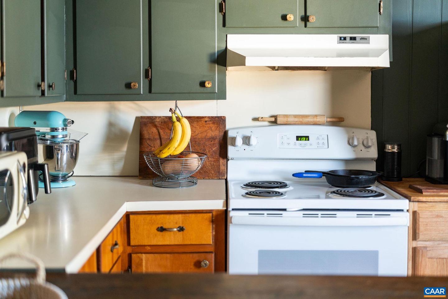 501 W JOHNSON ST, STAUNTON, Virginia 24401, 4 Bedrooms Bedrooms, ,1 BathroomBathrooms,Residential,For sale,501 W JOHNSON ST,670868 MLS # 670868