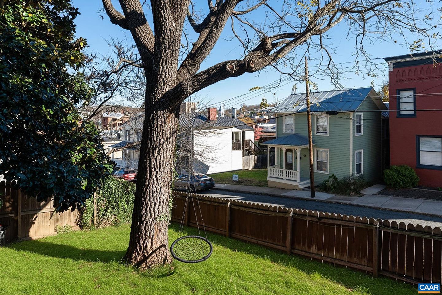 501 W JOHNSON ST, STAUNTON, Virginia 24401, 4 Bedrooms Bedrooms, ,1 BathroomBathrooms,Residential,For sale,501 W JOHNSON ST,670868 MLS # 670868