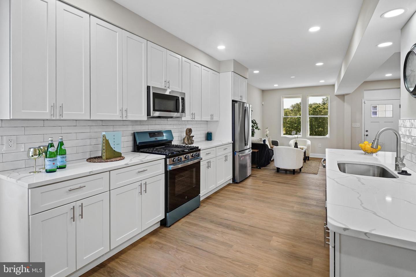 715 LONGFELLOW ST NW, WASHINGTON, District Of Columbia 20011, 3 Bedrooms Bedrooms, 12 Rooms Rooms,3 BathroomsBathrooms,Residential,For sale,715 LONGFELLOW ST NW,DCDC2230974 MLS # DCDC2230974 715 LONGFELLOW ST NW, WASHINGTON, District Of Columbia 20011, 3 Bedrooms Bedrooms, 12 Rooms Rooms,3 BathroomsBathrooms,Residential,For sale,715 LONGFELLOW ST NW,DCDC2230974 MLS # DCDC2230974