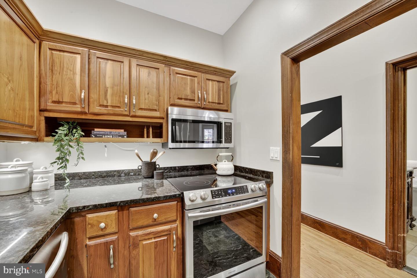 6 LOGAN CIR NW #3, WASHINGTON, District Of Columbia 20005, 2 Bedrooms Bedrooms, ,2 BathroomsBathrooms,Residential,For sale,6 LOGAN CIR NW #3,DCDC2230978 MLS # DCDC2230978