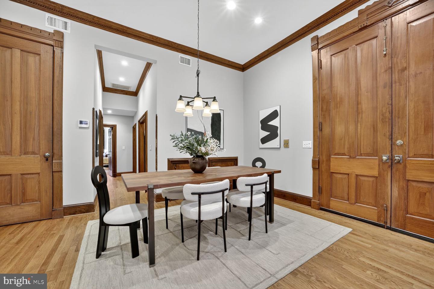 6 LOGAN CIR NW #3, WASHINGTON, District Of Columbia 20005, 2 Bedrooms Bedrooms, ,2 BathroomsBathrooms,Residential,For sale,6 LOGAN CIR NW #3,DCDC2230978 MLS # DCDC2230978