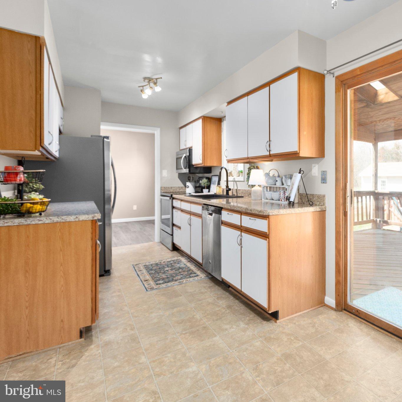 201 OLD LANDING CT, FREDERICKSBURG, Virginia 22405, 4 Bedrooms Bedrooms, ,2 BathroomsBathrooms,Residential,For sale,201 OLD LANDING CT,VAST2044114 MLS # VAST2044114