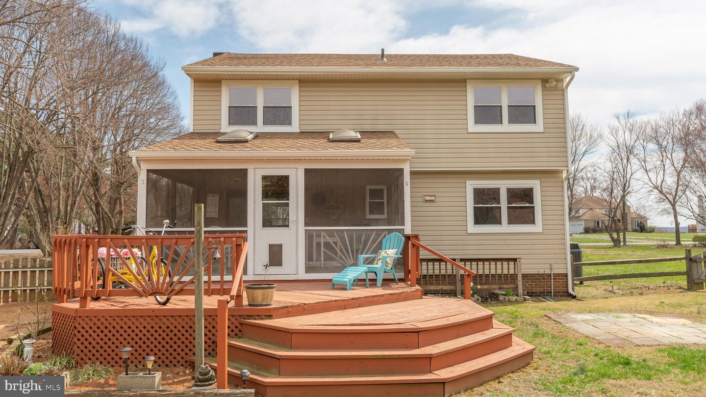 201 OLD LANDING CT, FREDERICKSBURG, Virginia 22405, 4 Bedrooms Bedrooms, ,2 BathroomsBathrooms,Residential,For sale,201 OLD LANDING CT,VAST2044114 MLS # VAST2044114