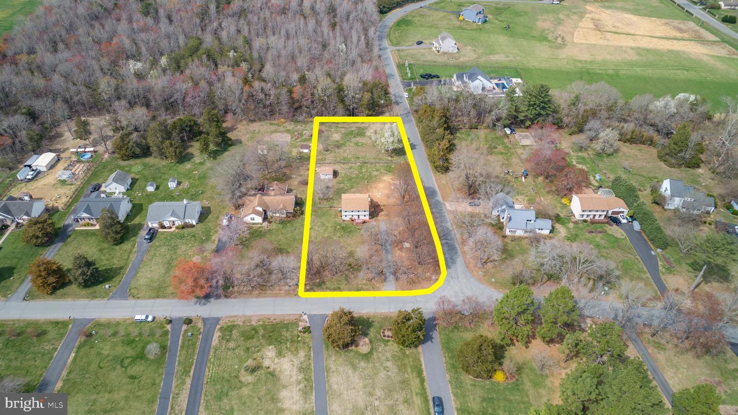 201 OLD LANDING CT, FREDERICKSBURG, Virginia 22405, 4 Bedrooms Bedrooms, ,2 BathroomsBathrooms,Residential,For sale,201 OLD LANDING CT,VAST2044114 MLS # VAST2044114