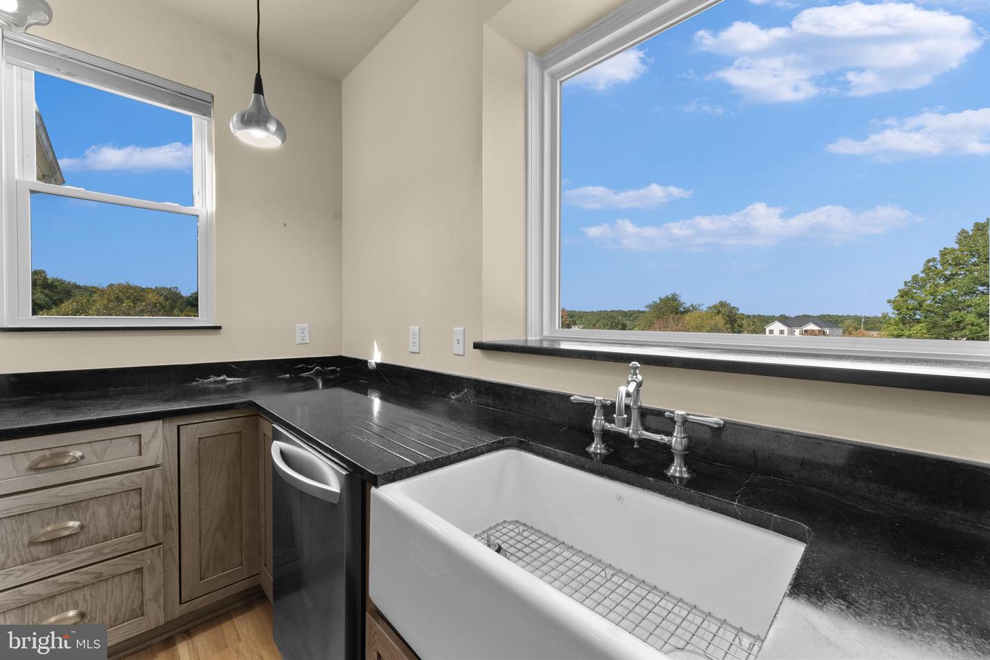 29274 OLD OFFICE RD, RHOADESVILLE, Virginia 22542, 2 Bedrooms Bedrooms, 8 Rooms Rooms,2 BathroomsBathrooms,Residential,For sale,29274 OLD OFFICE RD,VAOR2012762 MLS # VAOR2012762