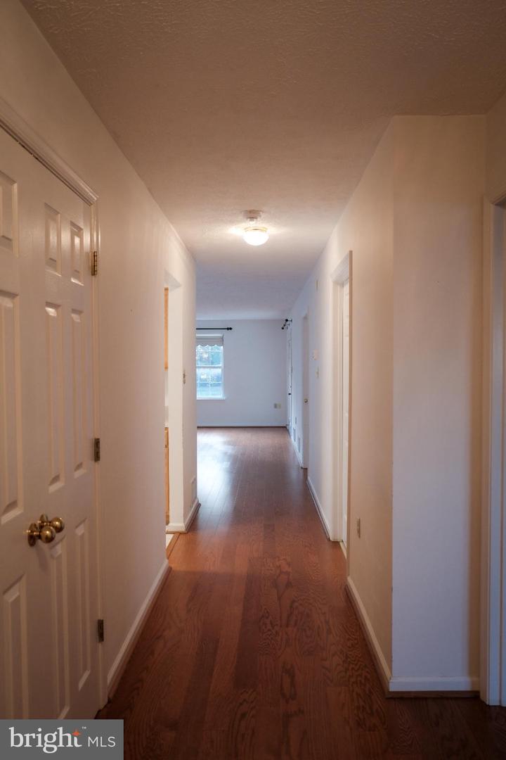 105 TANGLEWOOD LN, WINCHESTER, Virginia 22602, 2 Bedrooms Bedrooms, 5 Rooms Rooms,2 BathroomsBathrooms,Residential,For sale,105 TANGLEWOOD LN,VAFV2037966 MLS # VAFV2037966