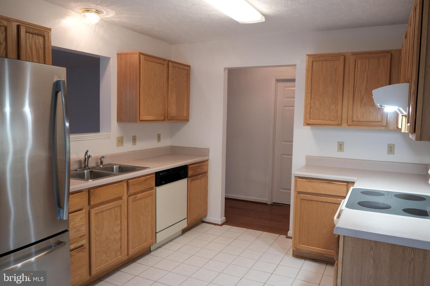 105 TANGLEWOOD LN, WINCHESTER, Virginia 22602, 2 Bedrooms Bedrooms, 5 Rooms Rooms,2 BathroomsBathrooms,Residential,For sale,105 TANGLEWOOD LN,VAFV2037966 MLS # VAFV2037966