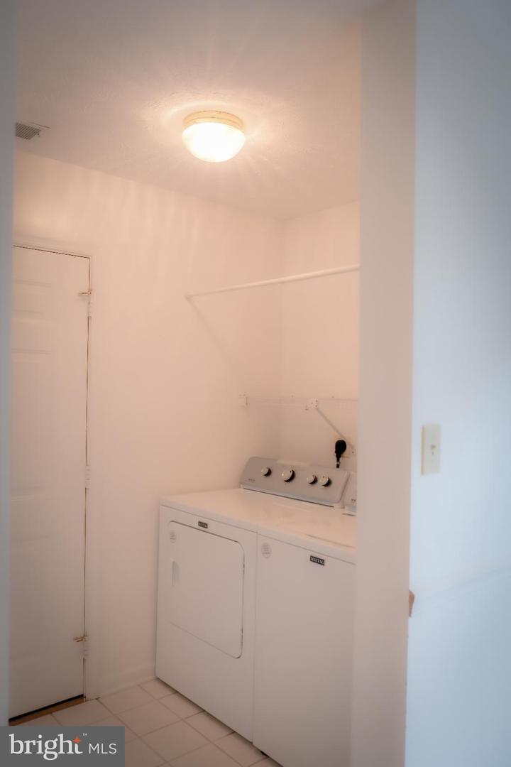 105 TANGLEWOOD LN, WINCHESTER, Virginia 22602, 2 Bedrooms Bedrooms, 5 Rooms Rooms,2 BathroomsBathrooms,Residential,For sale,105 TANGLEWOOD LN,VAFV2037966 MLS # VAFV2037966