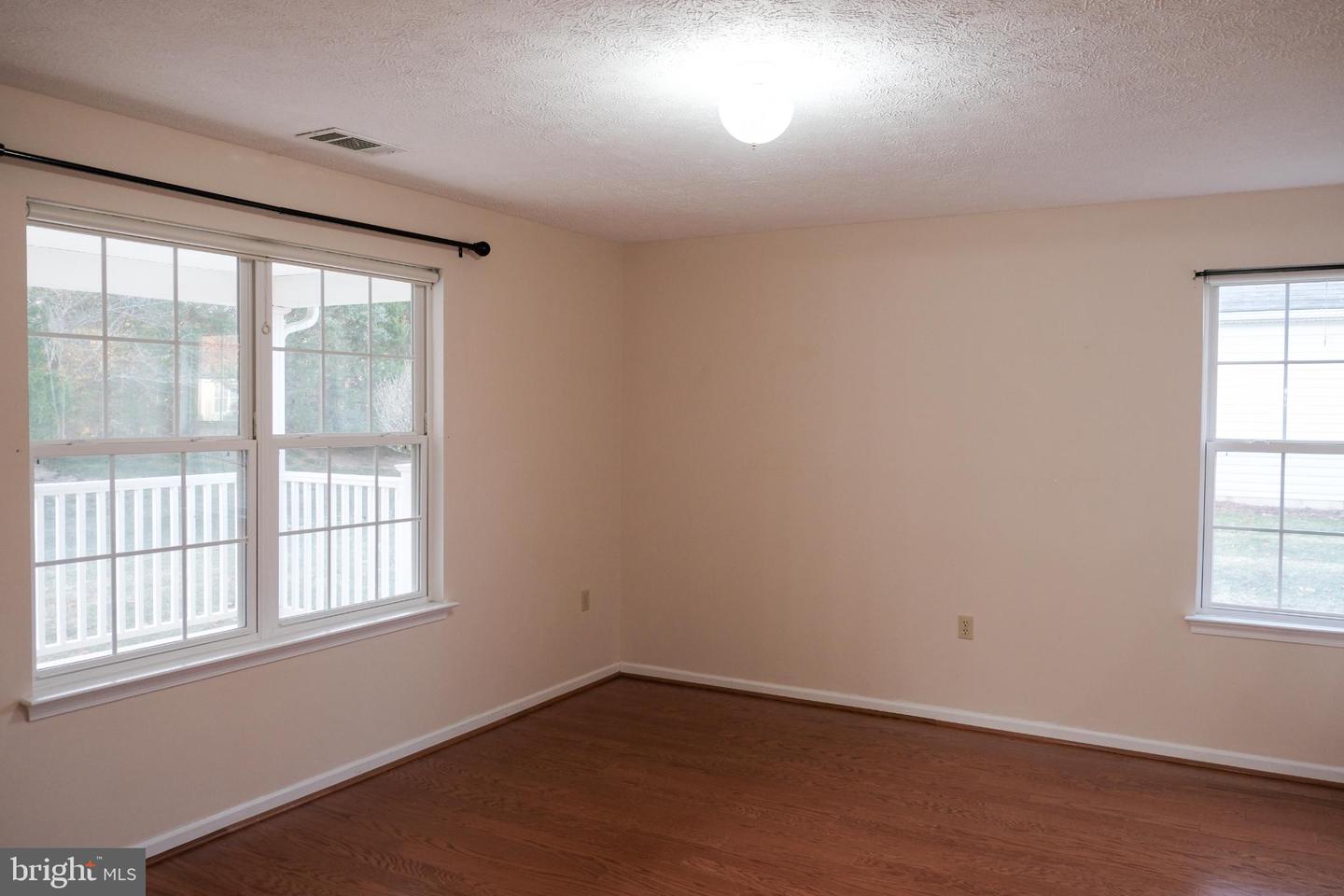 105 TANGLEWOOD LN, WINCHESTER, Virginia 22602, 2 Bedrooms Bedrooms, 5 Rooms Rooms,2 BathroomsBathrooms,Residential,For sale,105 TANGLEWOOD LN,VAFV2037966 MLS # VAFV2037966