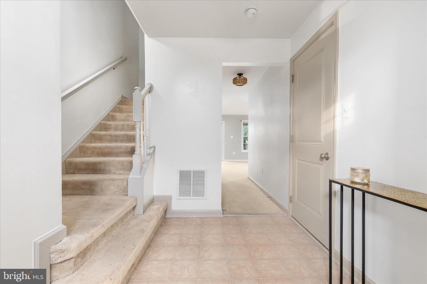 208 FIESTA DR, STEPHENSON, Virginia 22656, 3 Bedrooms Bedrooms, ,2 BathroomsBathrooms,Residential,For sale,208 FIESTA DR,VAFV2037970 MLS # VAFV2037970