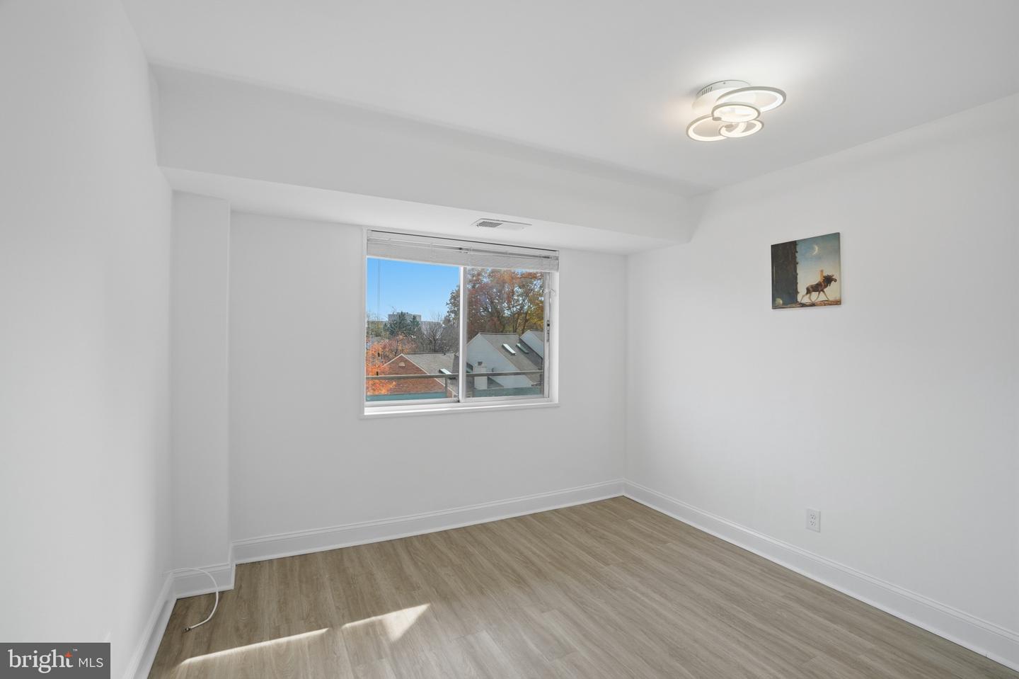 5340 HOLMES RUN PKWY #419, ALEXANDRIA, Virginia 22304, 2 Bedrooms Bedrooms, ,1 BathroomBathrooms,Residential,For sale,5340 HOLMES RUN PKWY #419,VAAX2051616 MLS # VAAX2051616