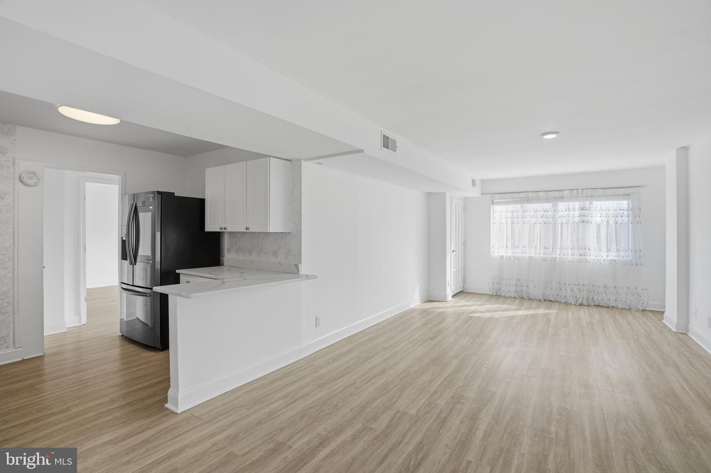 5340 HOLMES RUN PKWY #419, ALEXANDRIA, Virginia 22304, 2 Bedrooms Bedrooms, ,1 BathroomBathrooms,Residential,For sale,5340 HOLMES RUN PKWY #419,VAAX2051616 MLS # VAAX2051616