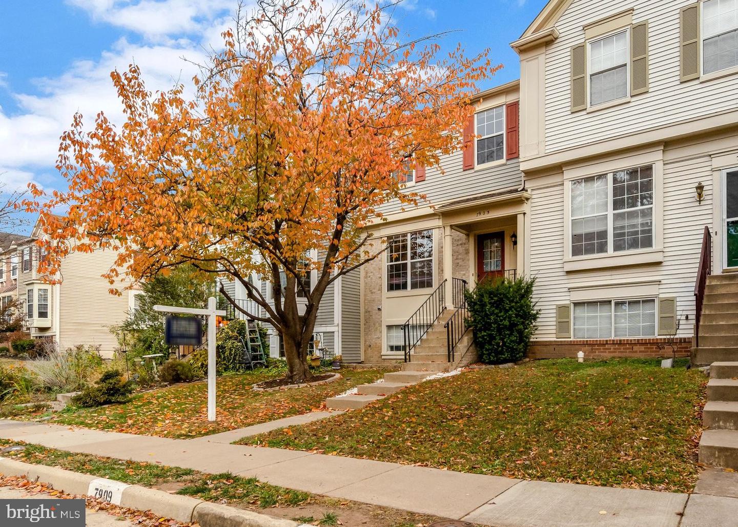 7905 REBEL WALK DR, MANASSAS, Virginia 20109, 3 Bedrooms Bedrooms, ,3 BathroomsBathrooms,Residential,For sale,7905 REBEL WALK DR,VAPW2107516 MLS # VAPW2107516