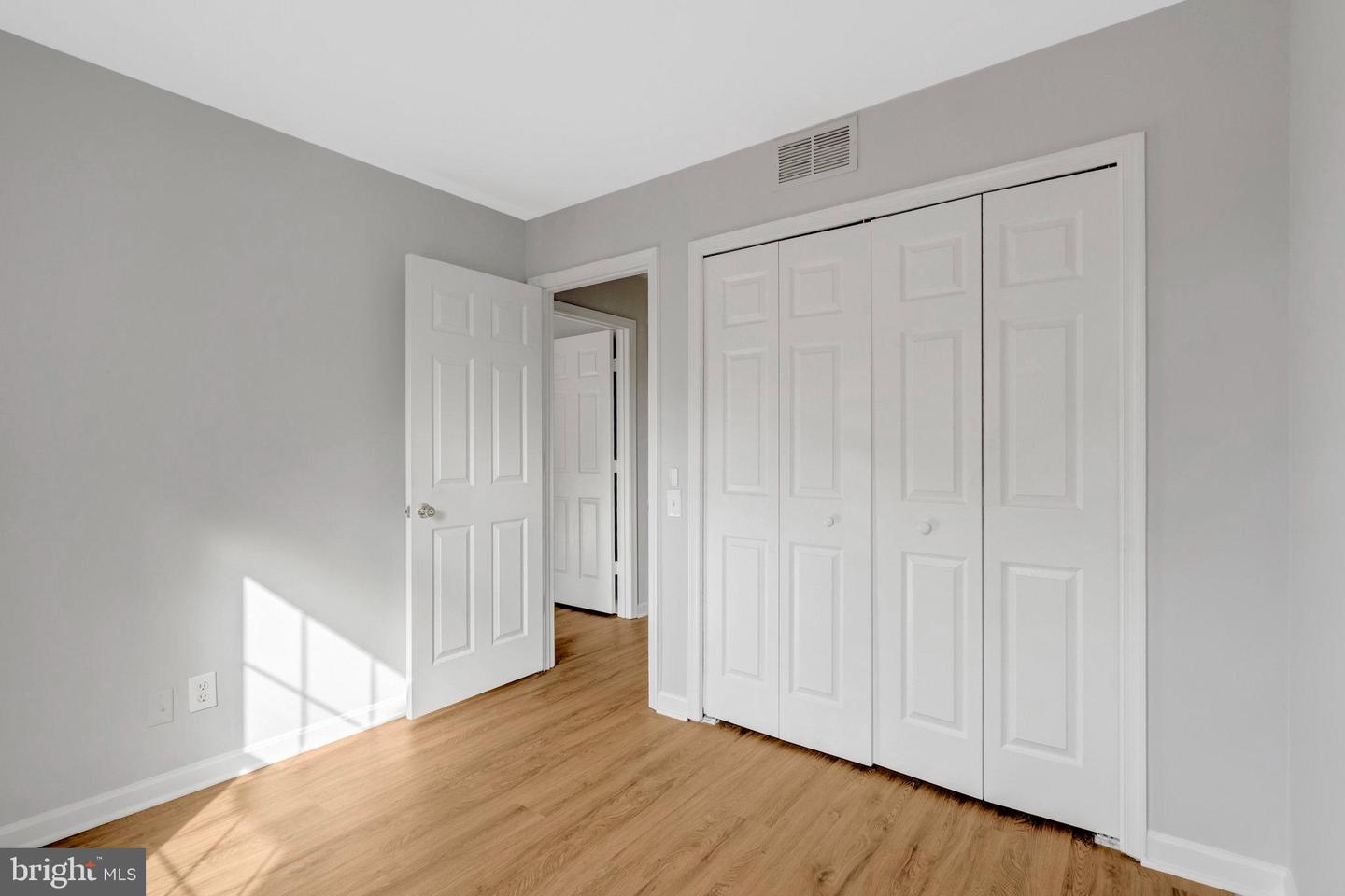 7905 REBEL WALK DR, MANASSAS, Virginia 20109, 3 Bedrooms Bedrooms, ,3 BathroomsBathrooms,Residential,For sale,7905 REBEL WALK DR,VAPW2107516 MLS # VAPW2107516