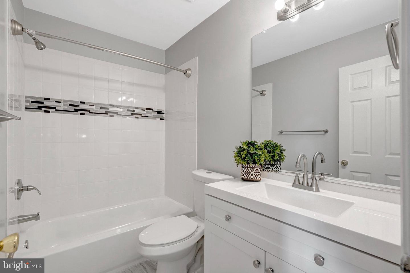 7905 REBEL WALK DR, MANASSAS, Virginia 20109, 3 Bedrooms Bedrooms, ,3 BathroomsBathrooms,Residential,For sale,7905 REBEL WALK DR,VAPW2107516 MLS # VAPW2107516