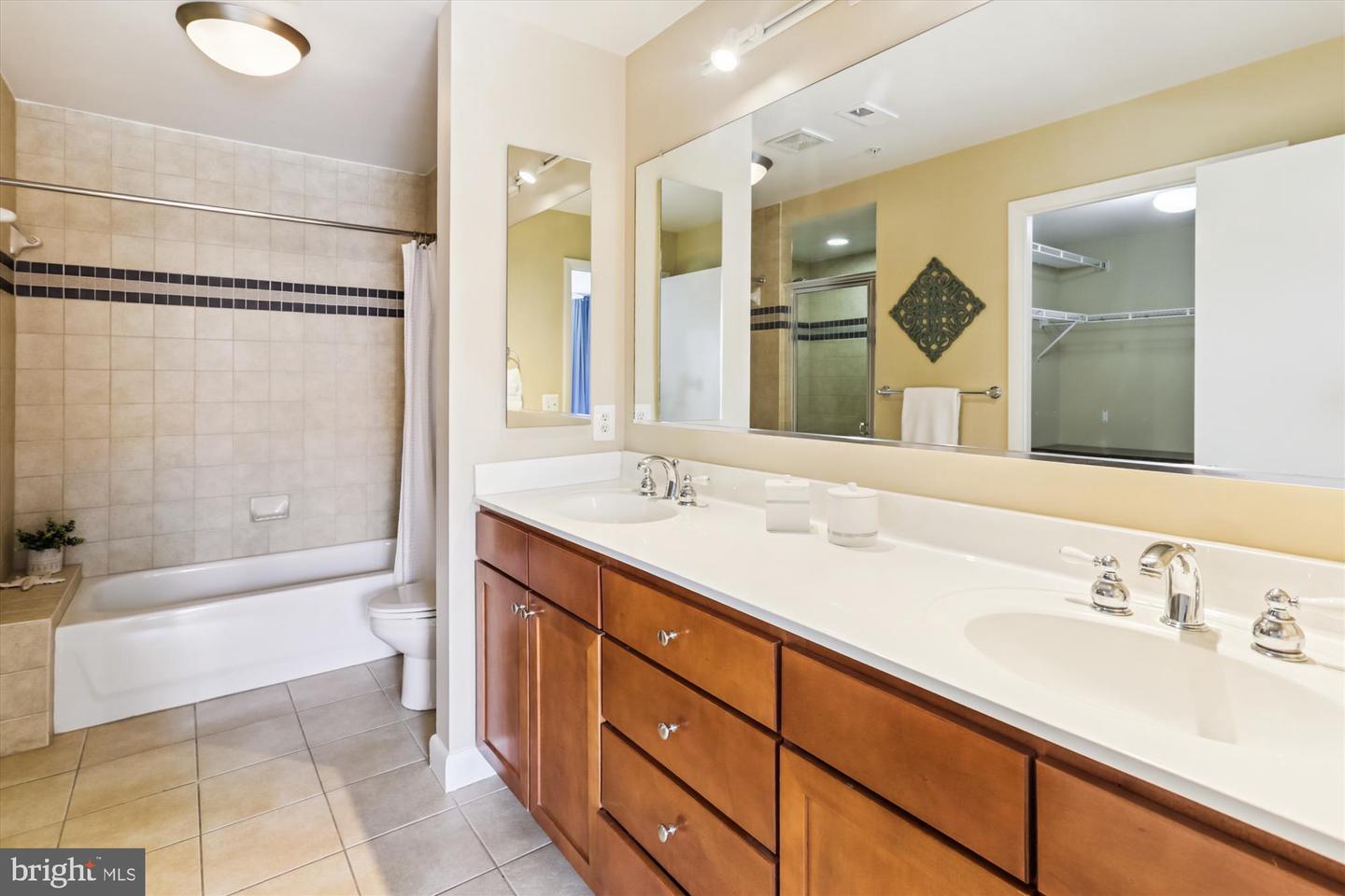 400 MASSACHUSETTS AVE NW #1214, WASHINGTON, District Of Columbia 20001, 2 Bedrooms Bedrooms, ,2 BathroomsBathrooms,Residential,For sale,400 MASSACHUSETTS AVE NW #1214,DCDC2216018 MLS # DCDC2216018