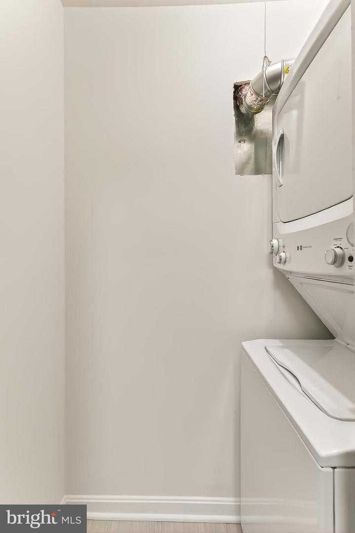 6925 MARY CAROLINE CIRCLE #H, ALEXANDRIA, Virginia 22310, 2 Bedrooms Bedrooms, ,2 BathroomsBathrooms,Residential,For sale,6925 MARY CAROLINE CIRCLE #H,VAFX2263670 MLS # VAFX2263670 6925 MARY CAROLINE CIRCLE #H, ALEXANDRIA, Virginia 22310, 2 Bedrooms Bedrooms, ,2 BathroomsBathrooms,Residential,For sale,6925 MARY CAROLINE CIRCLE #H,VAFX2263670 MLS # VAFX2263670