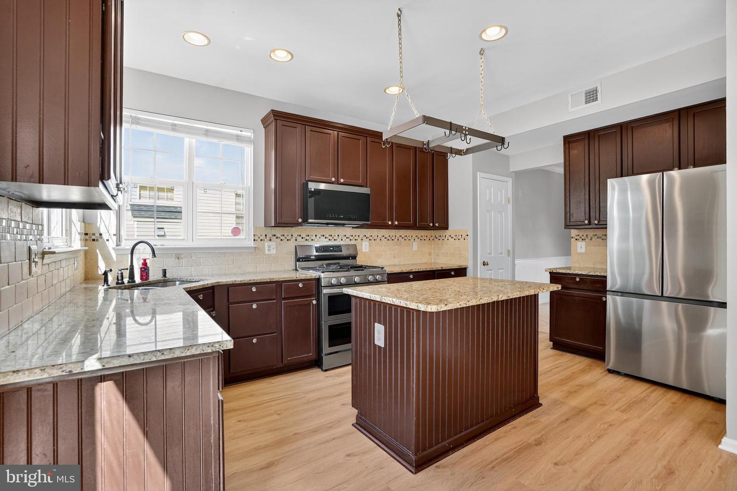 10028 BORELAND CT, BRISTOW, Virginia 20136, 4 Bedrooms Bedrooms, 3 Rooms Rooms,2 BathroomsBathrooms,Residential,For sale,10028 BORELAND CT,VAPW2103166 MLS # VAPW2103166