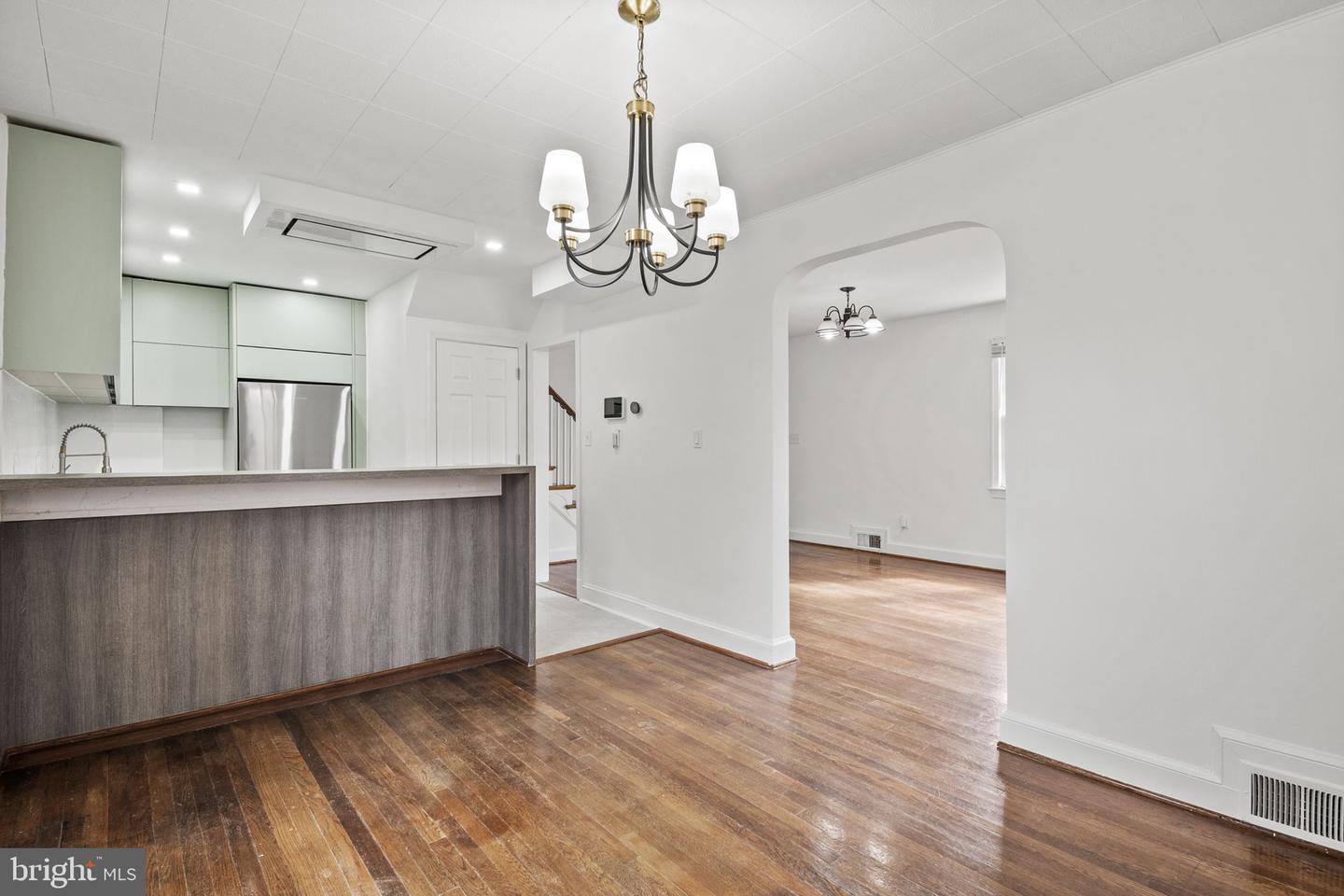 1807 41ST PL SE, WASHINGTON, District Of Columbia 20020, 5 Bedrooms Bedrooms, ,2 BathroomsBathrooms,Residential,For sale,1807 41ST PL SE,DCDC2220220 MLS # DCDC2220220