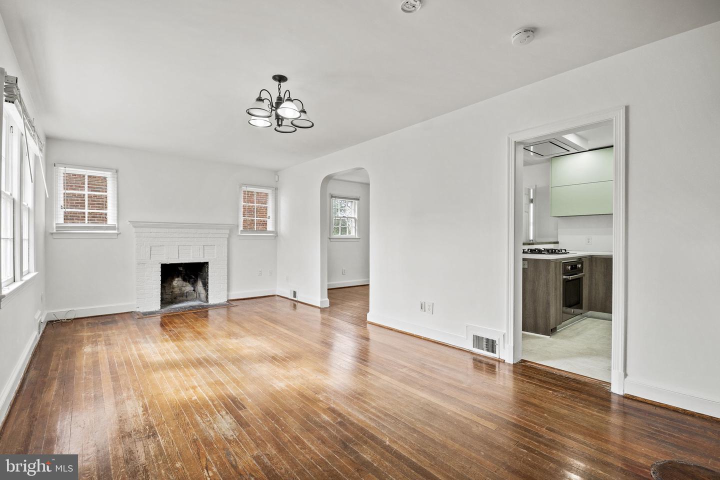 1807 41ST PL SE, WASHINGTON, District Of Columbia 20020, 5 Bedrooms Bedrooms, ,2 BathroomsBathrooms,Residential,For sale,1807 41ST PL SE,DCDC2220220 MLS # DCDC2220220