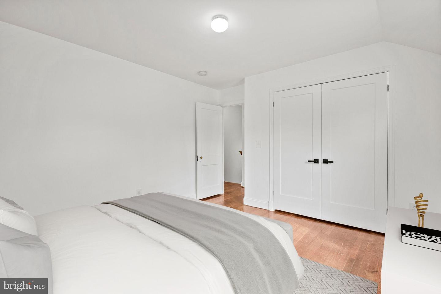 1807 41ST PL SE, WASHINGTON, District Of Columbia 20020, 5 Bedrooms Bedrooms, ,2 BathroomsBathrooms,Residential,For sale,1807 41ST PL SE,DCDC2220220 MLS # DCDC2220220