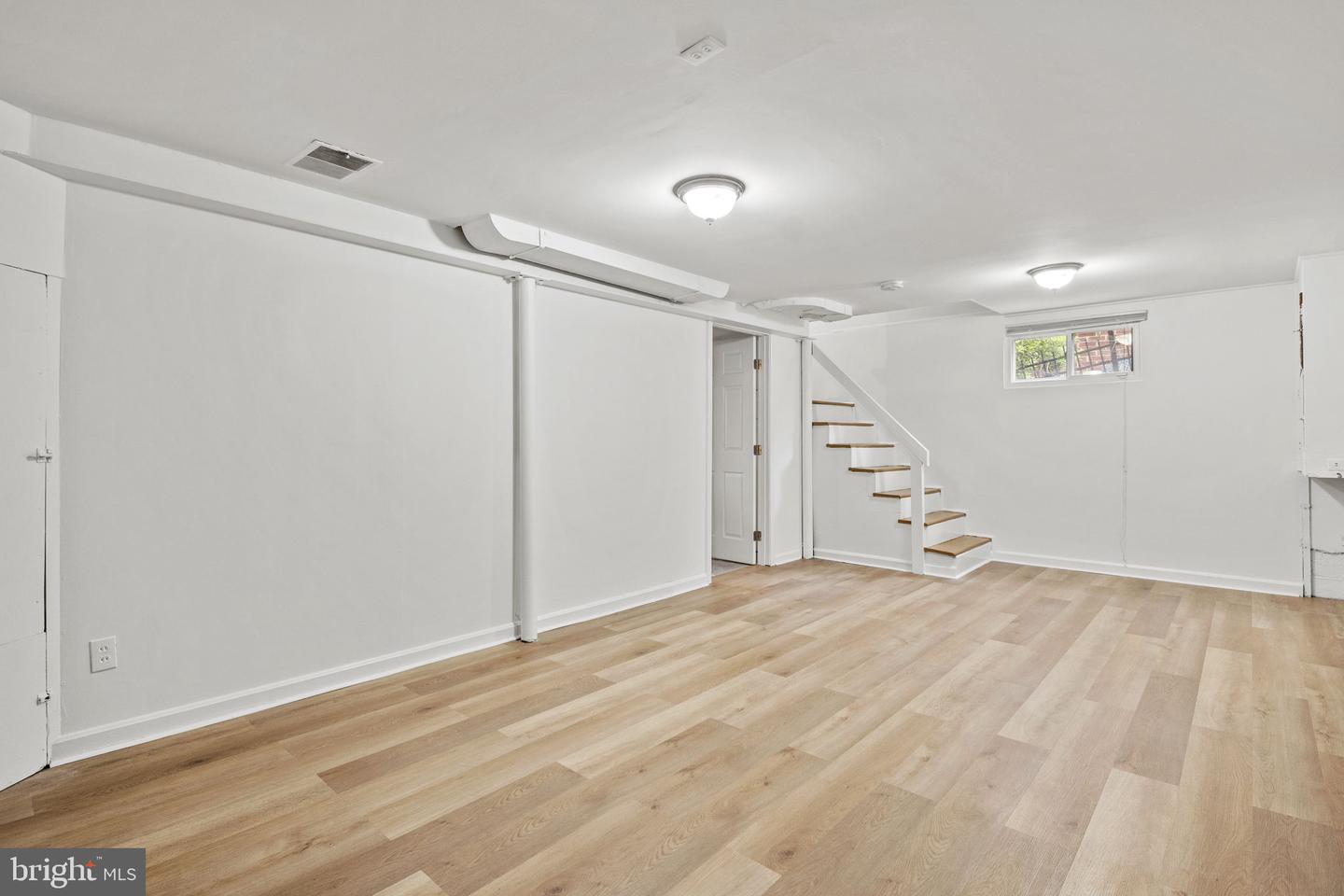 1807 41ST PL SE, WASHINGTON, District Of Columbia 20020, 5 Bedrooms Bedrooms, ,2 BathroomsBathrooms,Residential,For sale,1807 41ST PL SE,DCDC2220220 MLS # DCDC2220220