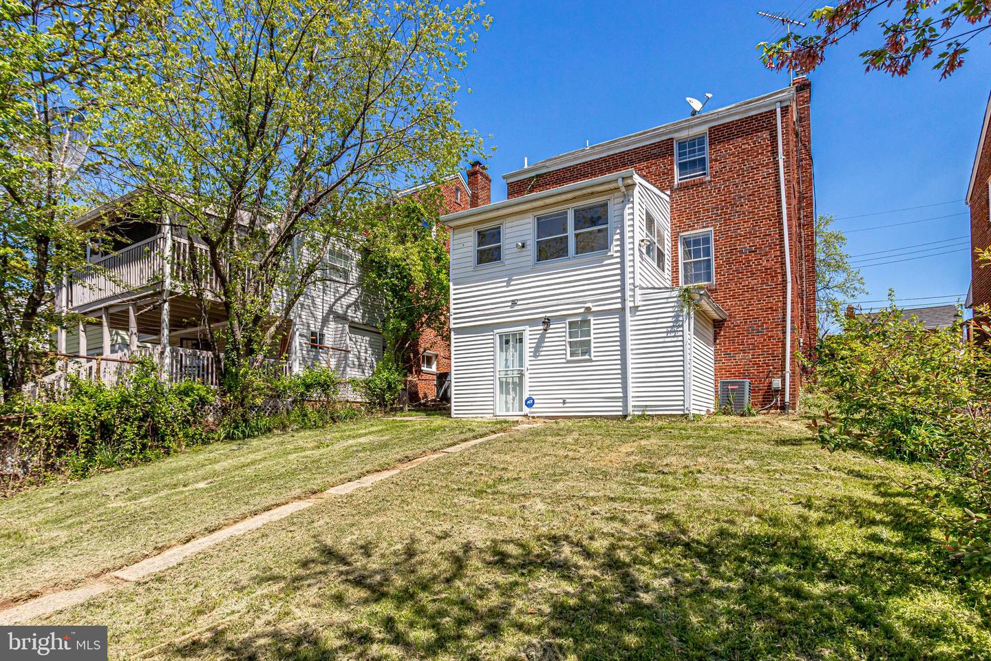 1807 41ST PL SE, WASHINGTON, District Of Columbia 20020, 5 Bedrooms Bedrooms, ,2 BathroomsBathrooms,Residential,For sale,1807 41ST PL SE,DCDC2220220 MLS # DCDC2220220