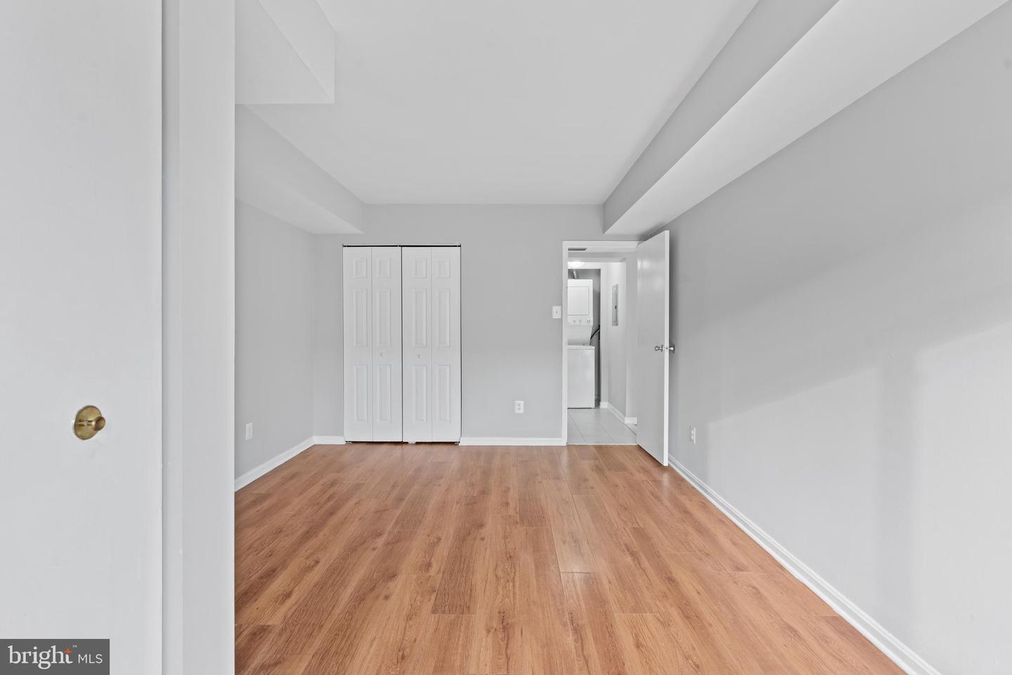 6155 EDSALL RD. RD #B, ALEXANDRIA, Virginia 22304, 2 Bedrooms Bedrooms, 3 Rooms Rooms,1 BathroomBathrooms,Residential,For sale,6155 EDSALL RD. RD #B,VAAX2049520 MLS # VAAX2049520