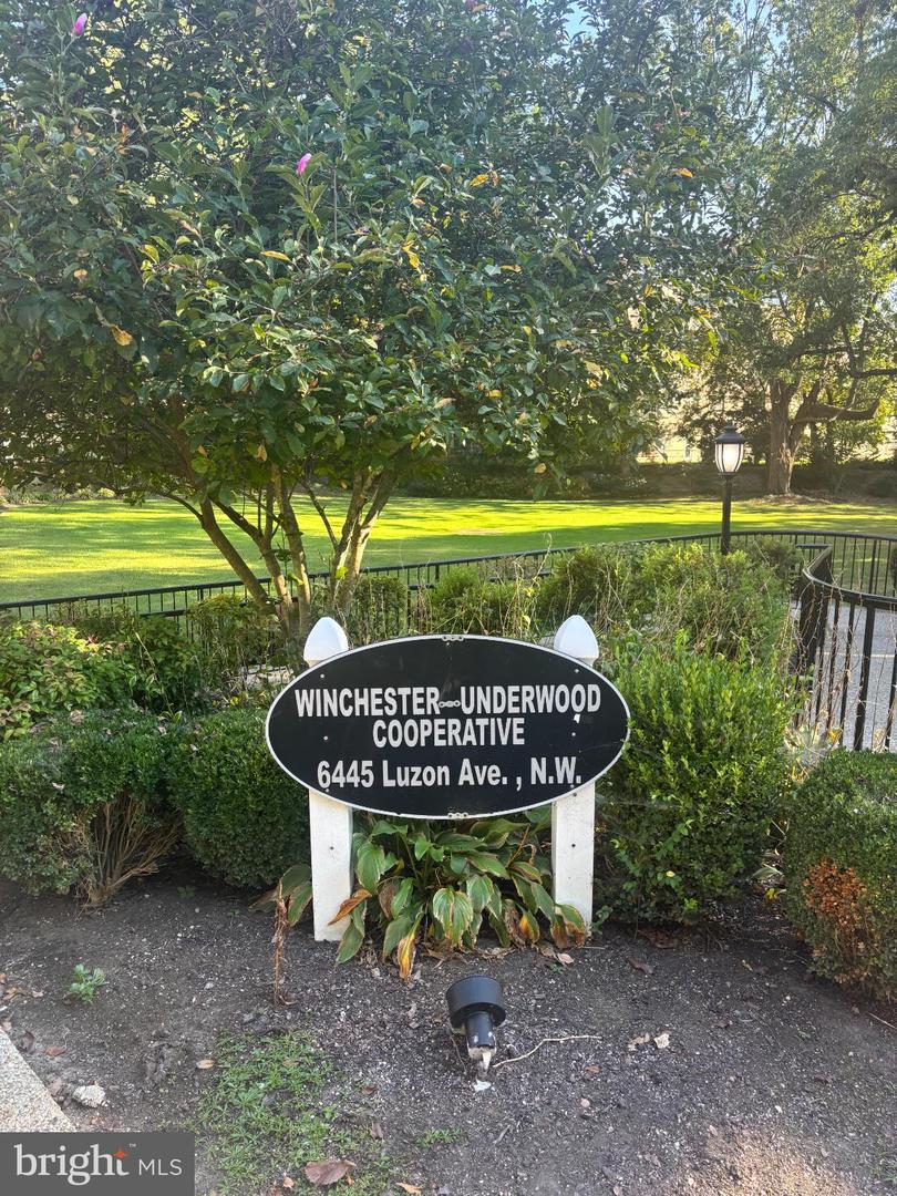 6445 LUZON AVE NW #501, WASHINGTON, District Of Columbia 20012, 1 Bedroom Bedrooms, 5 Rooms Rooms,1 BathroomBathrooms,Residential,For sale,6445 LUZON AVE NW #501,DCDC2223186 MLS # DCDC2223186