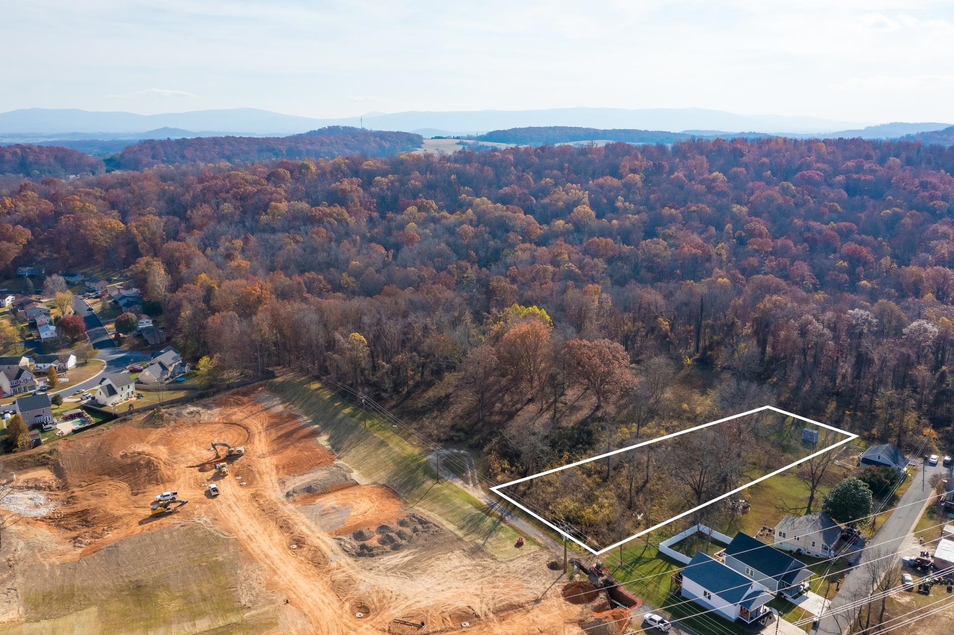 908, 910, 910a MOORE ST, STAUNTON, Virginia 24401, ,Land,908,910,910a MOORE ST,670895 MLS # 670895