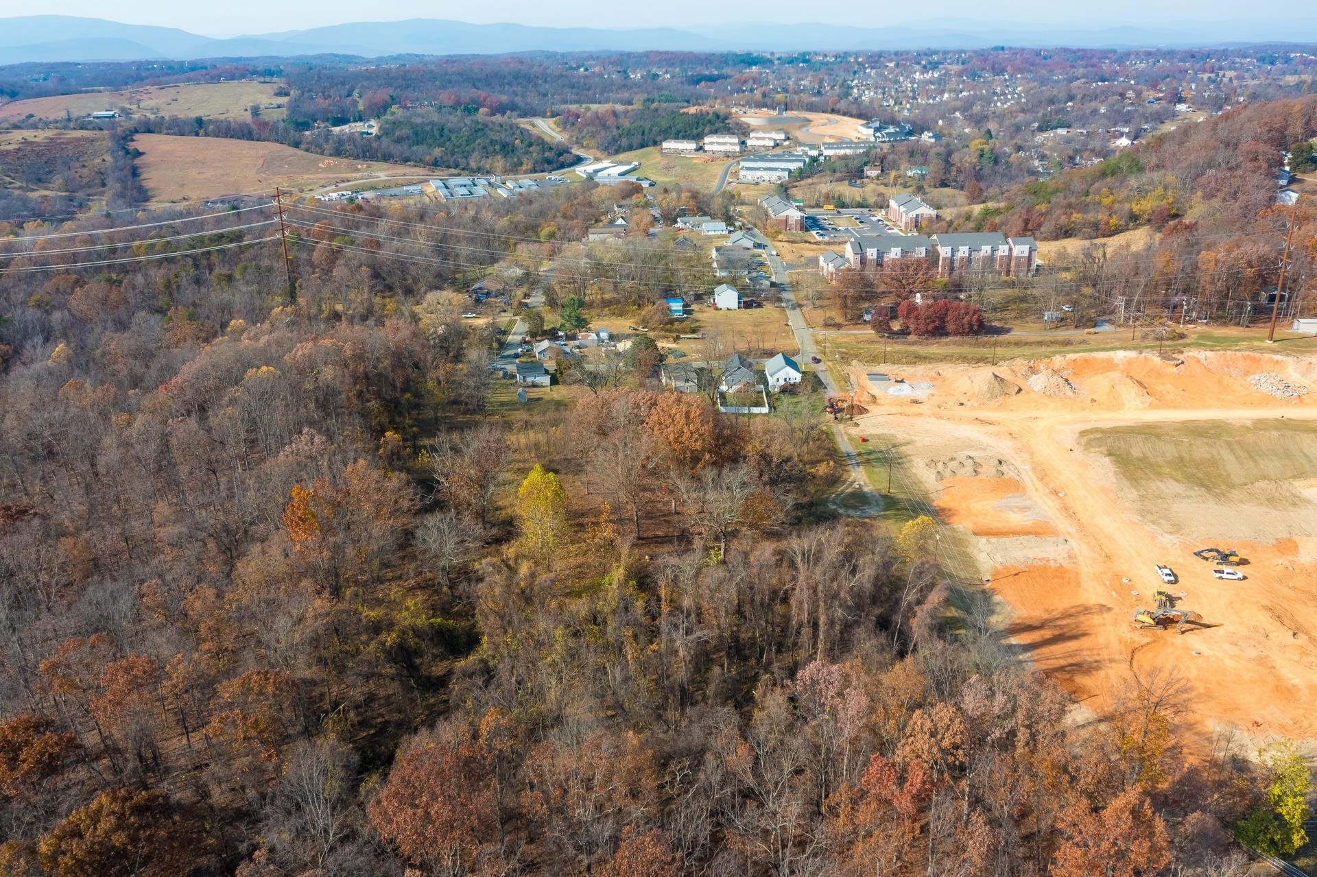 908, 910, 910a MOORE ST, STAUNTON, Virginia 24401, ,Land,908,910,910a MOORE ST,670895 MLS # 670895