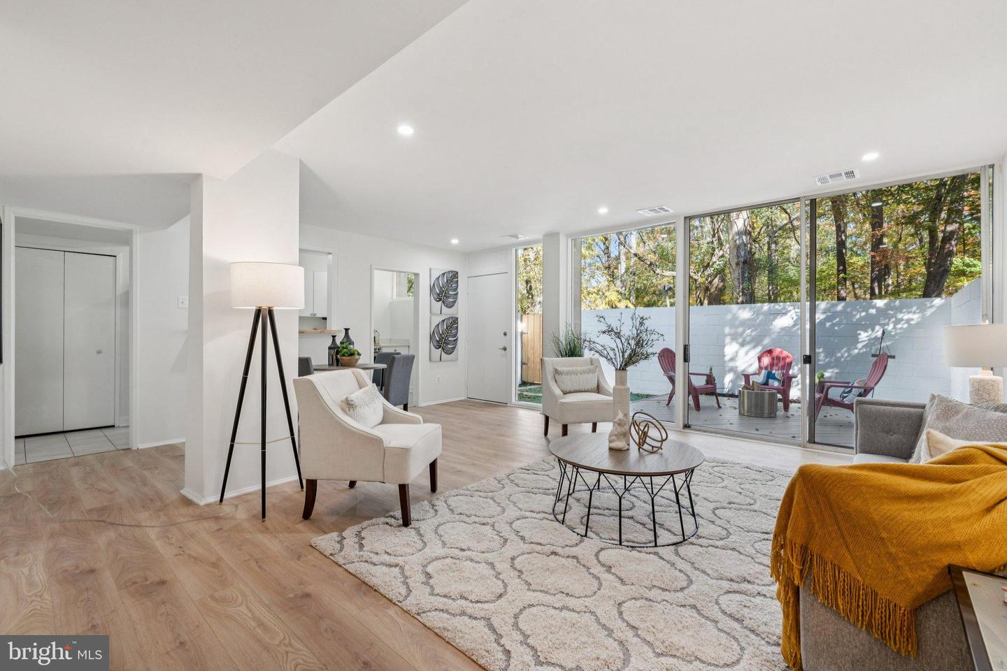 11540 HICKORY CLUSTER, RESTON, Virginia 20190, 2 Bedrooms Bedrooms, ,1 BathroomBathrooms,Residential,For sale,11540 HICKORY CLUSTER,VAFX2270394 MLS # VAFX2270394