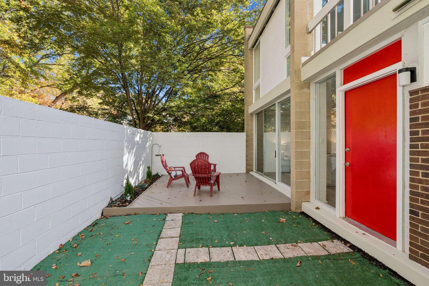 11540 HICKORY CLUSTER, RESTON, Virginia 20190, 2 Bedrooms Bedrooms, ,1 BathroomBathrooms,Residential,For sale,11540 HICKORY CLUSTER,VAFX2270394 MLS # VAFX2270394