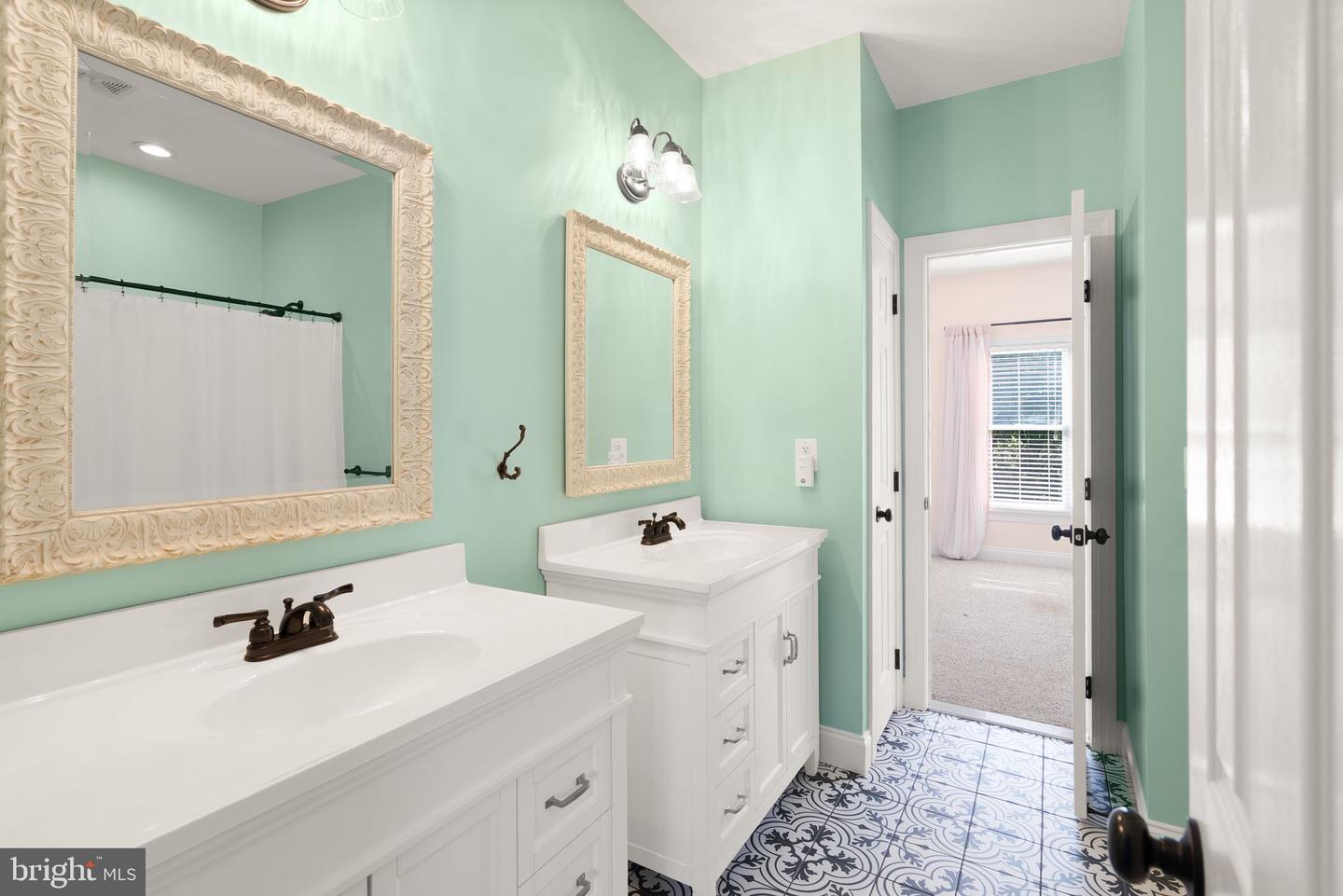 16720 SOMMERTIME, HAMILTON, Virginia 20158, 6 Bedrooms Bedrooms, ,5 BathroomsBathrooms,Residential,For sale,16720 SOMMERTIME,VALO2108582 MLS # VALO2108582