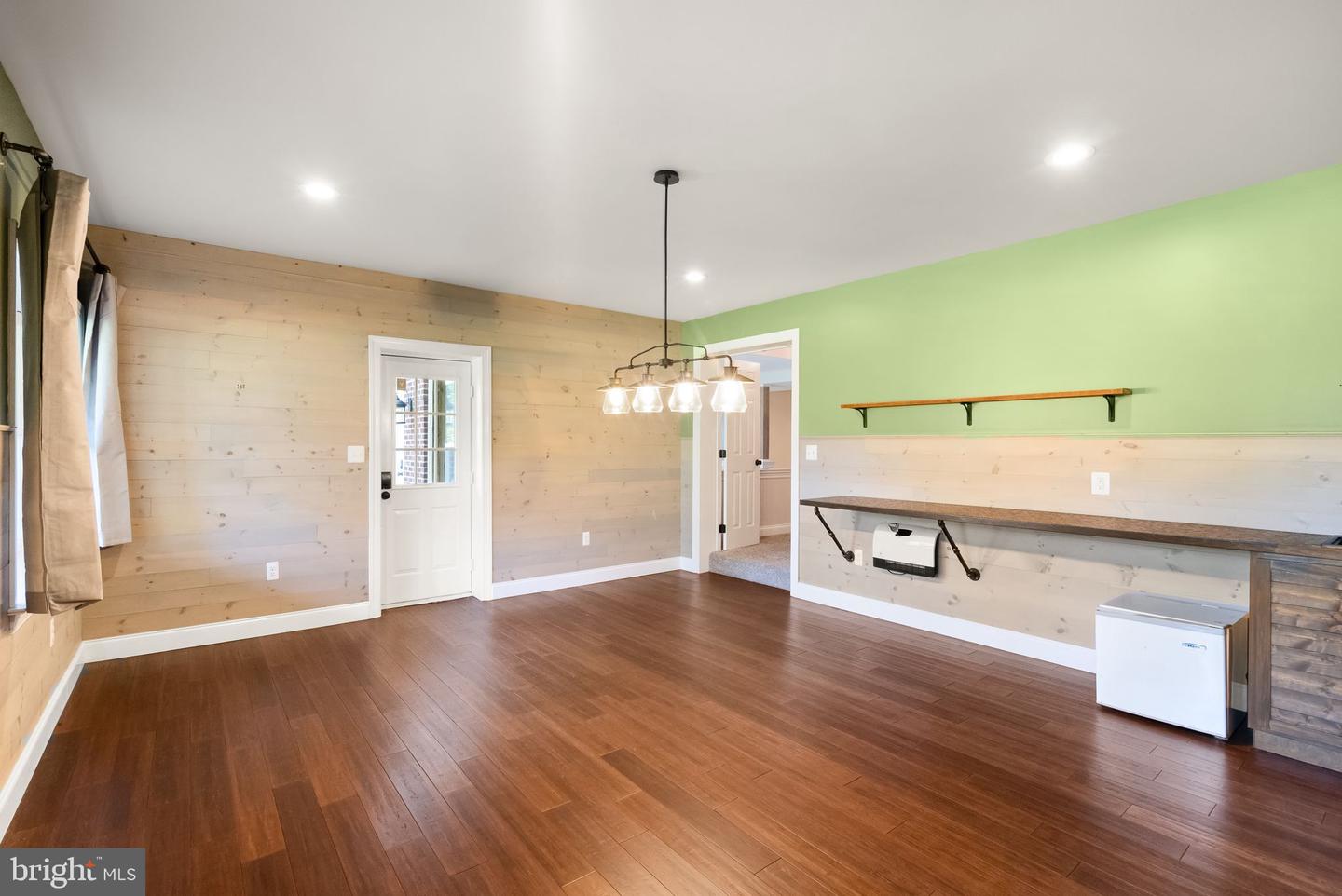 16720 SOMMERTIME, HAMILTON, Virginia 20158, 6 Bedrooms Bedrooms, ,5 BathroomsBathrooms,Residential,For sale,16720 SOMMERTIME,VALO2108582 MLS # VALO2108582