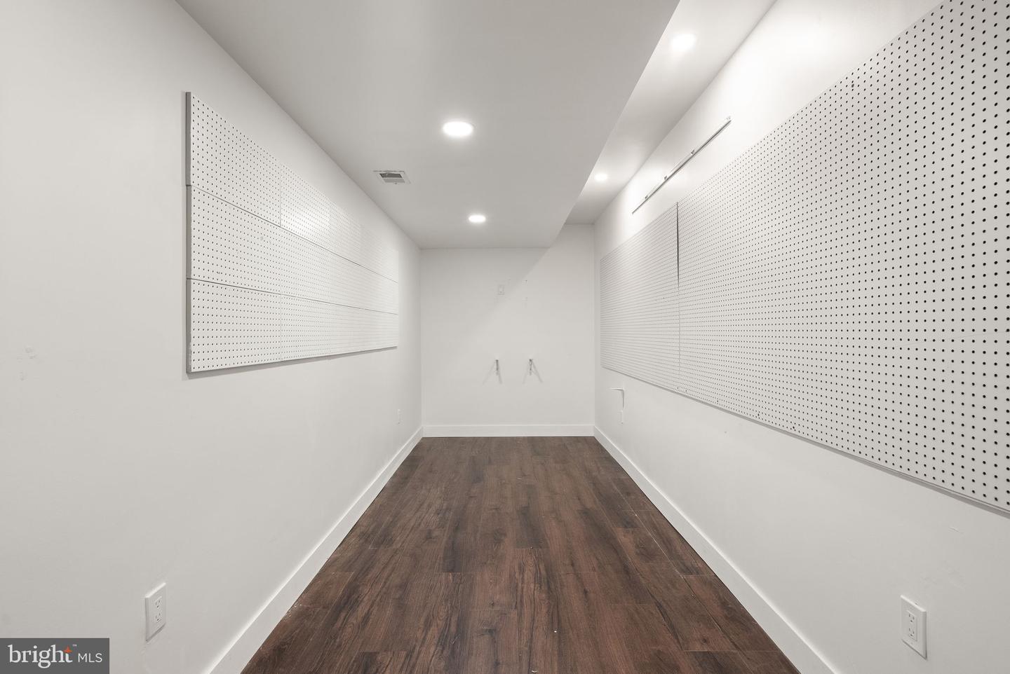 16720 SOMMERTIME, HAMILTON, Virginia 20158, 6 Bedrooms Bedrooms, ,5 BathroomsBathrooms,Residential,For sale,16720 SOMMERTIME,VALO2108582 MLS # VALO2108582