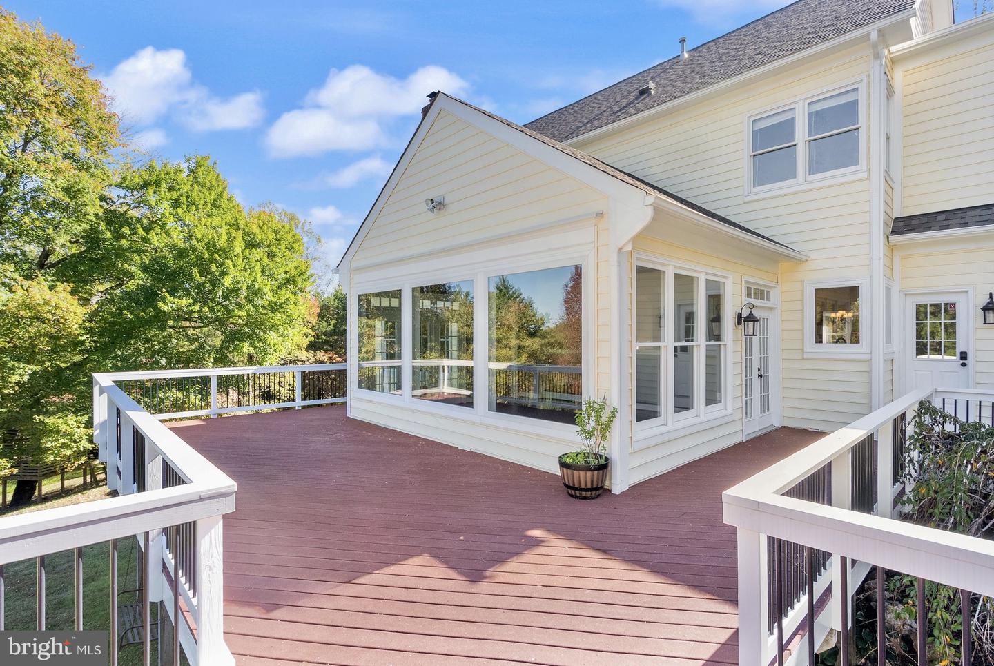 16720 SOMMERTIME, HAMILTON, Virginia 20158, 6 Bedrooms Bedrooms, ,5 BathroomsBathrooms,Residential,For sale,16720 SOMMERTIME,VALO2108582 MLS # VALO2108582