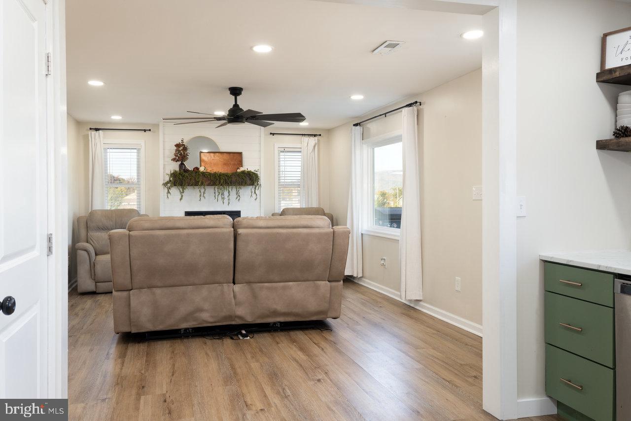 2290 NEWTOWN RD, ELKTON, Virginia 22827, 3 Bedrooms Bedrooms, ,1 BathroomBathrooms,Residential,For sale,2290 NEWTOWN RD,VARO2002658 MLS # VARO2002658 2290 NEWTOWN RD, ELKTON, Virginia 22827, 3 Bedrooms Bedrooms, ,1 BathroomBathrooms,Residential,For sale,2290 NEWTOWN RD,VARO2002658 MLS # VARO2002658