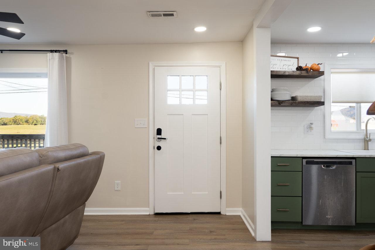 2290 NEWTOWN RD, ELKTON, Virginia 22827, 3 Bedrooms Bedrooms, ,1 BathroomBathrooms,Residential,For sale,2290 NEWTOWN RD,VARO2002658 MLS # VARO2002658 2290 NEWTOWN RD, ELKTON, Virginia 22827, 3 Bedrooms Bedrooms, ,1 BathroomBathrooms,Residential,For sale,2290 NEWTOWN RD,VARO2002658 MLS # VARO2002658