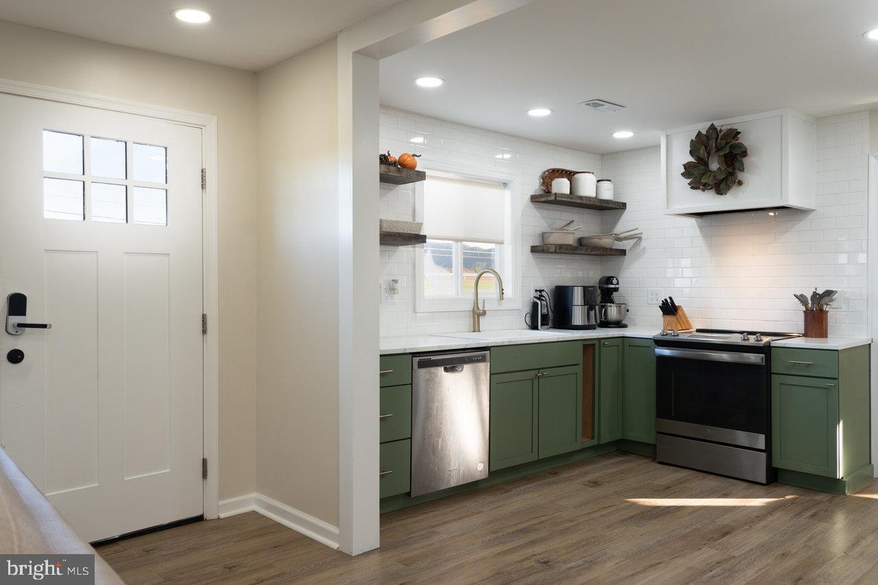 2290 NEWTOWN RD, ELKTON, Virginia 22827, 3 Bedrooms Bedrooms, ,1 BathroomBathrooms,Residential,For sale,2290 NEWTOWN RD,VARO2002658 MLS # VARO2002658 2290 NEWTOWN RD, ELKTON, Virginia 22827, 3 Bedrooms Bedrooms, ,1 BathroomBathrooms,Residential,For sale,2290 NEWTOWN RD,VARO2002658 MLS # VARO2002658