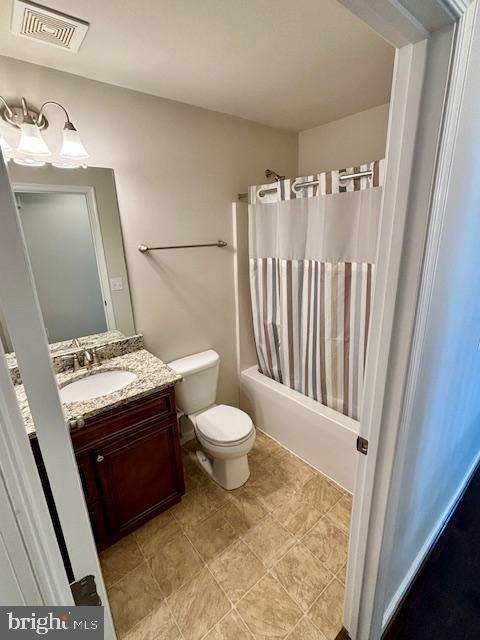 8 HOWARD CIR, FREDERICKSBURG, Virginia 22405, 3 Bedrooms Bedrooms, 9 Rooms Rooms,3 BathroomsBathrooms,Residential,For sale,8 HOWARD CIR,VAST2043950 MLS # VAST2043950