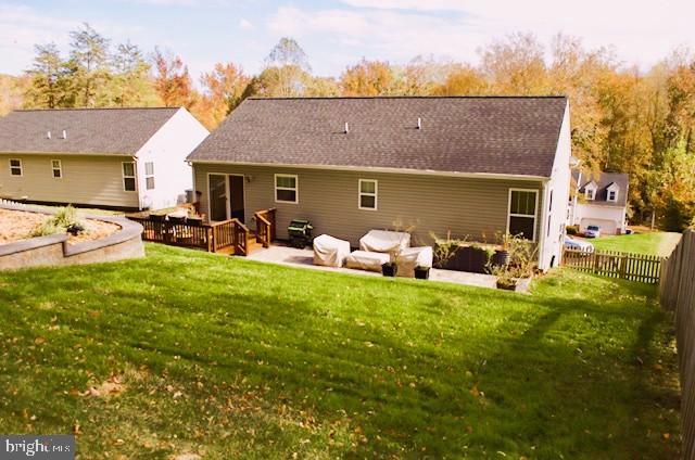 8 HOWARD CIR, FREDERICKSBURG, Virginia 22405, 3 Bedrooms Bedrooms, 9 Rooms Rooms,3 BathroomsBathrooms,Residential,For sale,8 HOWARD CIR,VAST2043950 MLS # VAST2043950